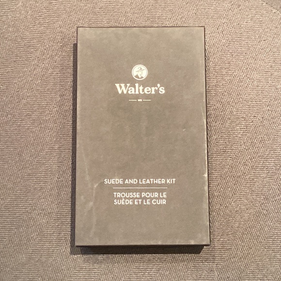 Suede & Leather Shoe Cleaning Kit - Picture 2 of 3